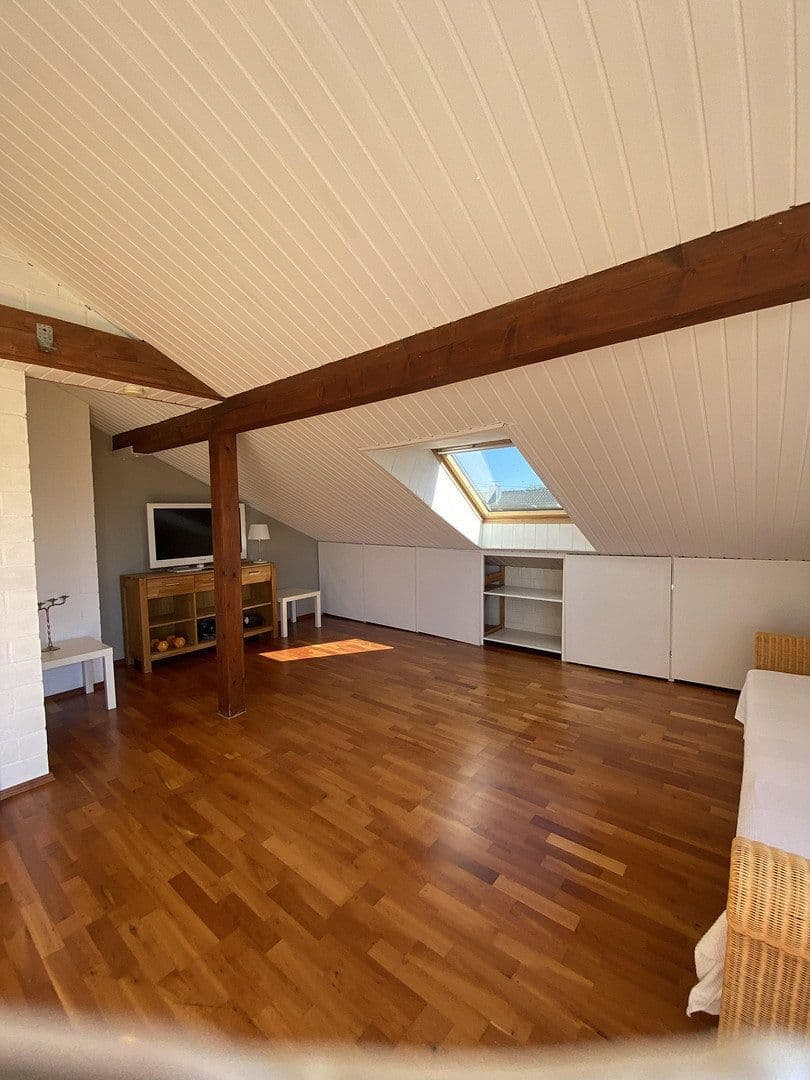 Predaj domu 143 m², pozemok 398 m², Weil am Rhein, Bádensko-Wurttembersko Predaj domu 143 m², pozemok 398 m², Weil am Rhein, Bádensko-Wurttembersko