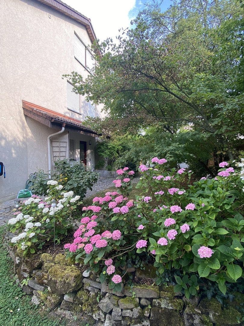 Predaj domu 143 m², pozemok 398 m², Weil am Rhein, Bádensko-Wurttembersko Predaj domu 143 m², pozemok 398 m², Weil am Rhein, Bádensko-Wurttembersko