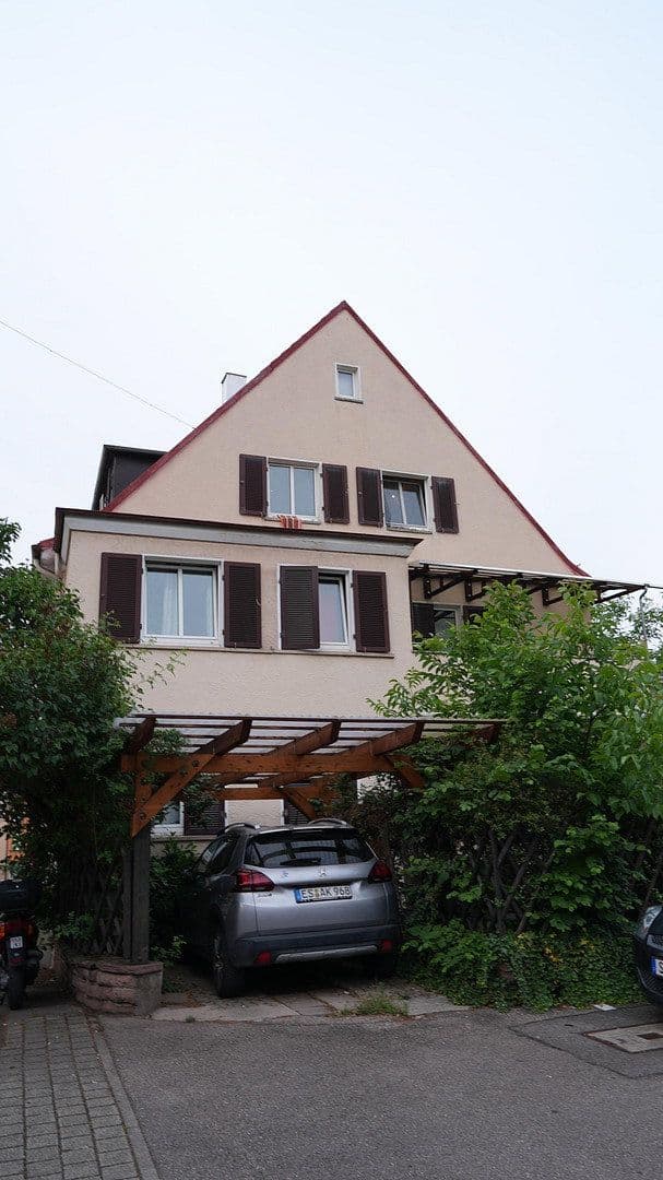 Predaj domu 279 m², pozemok 299 m², Krämerstraße 9, Stuttgart, Bádensko-Wurttembersko Predaj domu 279 m², pozemok 299 m², Krämerstraße 9, Stuttgart, Bádensko-Wurttembersko