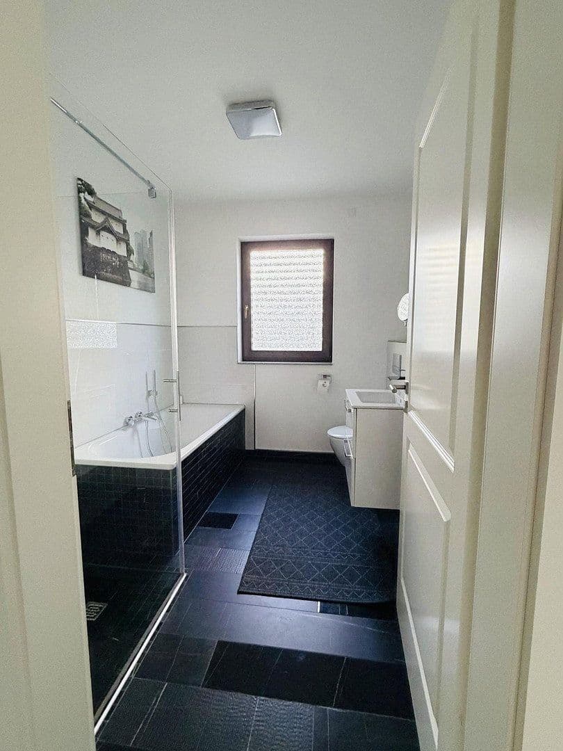 Predaj domu 144 m², pozemok 631 m², Rosenberg, Bádensko-Wurttembersko Predaj domu 144 m², pozemok 631 m², Rosenberg, Bádensko-Wurttembersko