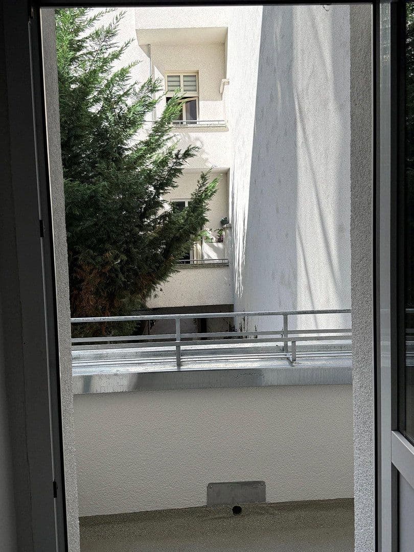 Predaj bytu 3-izbový 85 m², Schönhauser Allee 74, Berlin, Berlín Predaj bytu 3-izbový 85 m², Schönhauser Allee 74, Berlin, Berlín