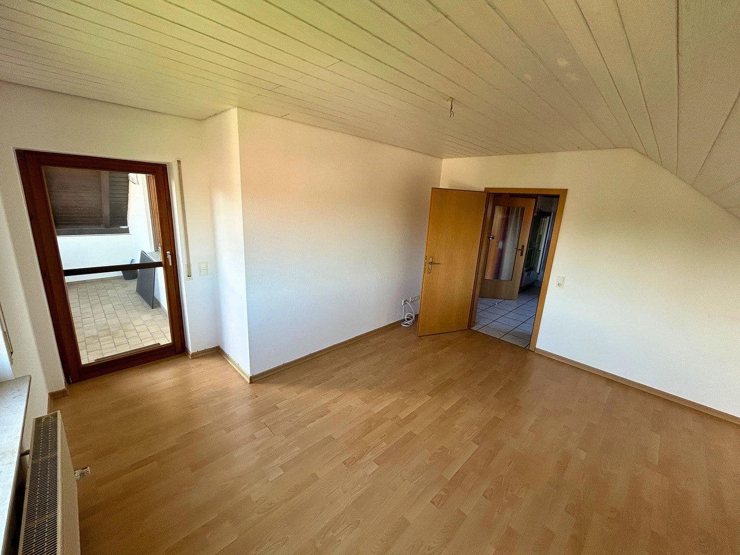 Prenájom bytu 3-izbový 85 m², Wüstenrot, Bádensko-Wurttembersko Prenájom bytu 3-izbový 85 m², Wüstenrot, Bádensko-Wurttembersko