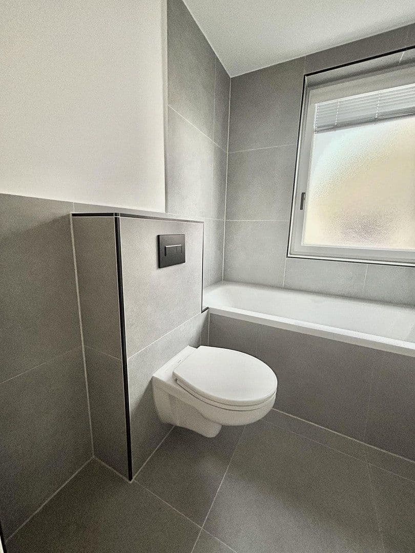 Prenájom bytu 3-izbový 79 m², Pattensen, Dolné Sasko Prenájom bytu 3-izbový 79 m², Pattensen, Dolné Sasko