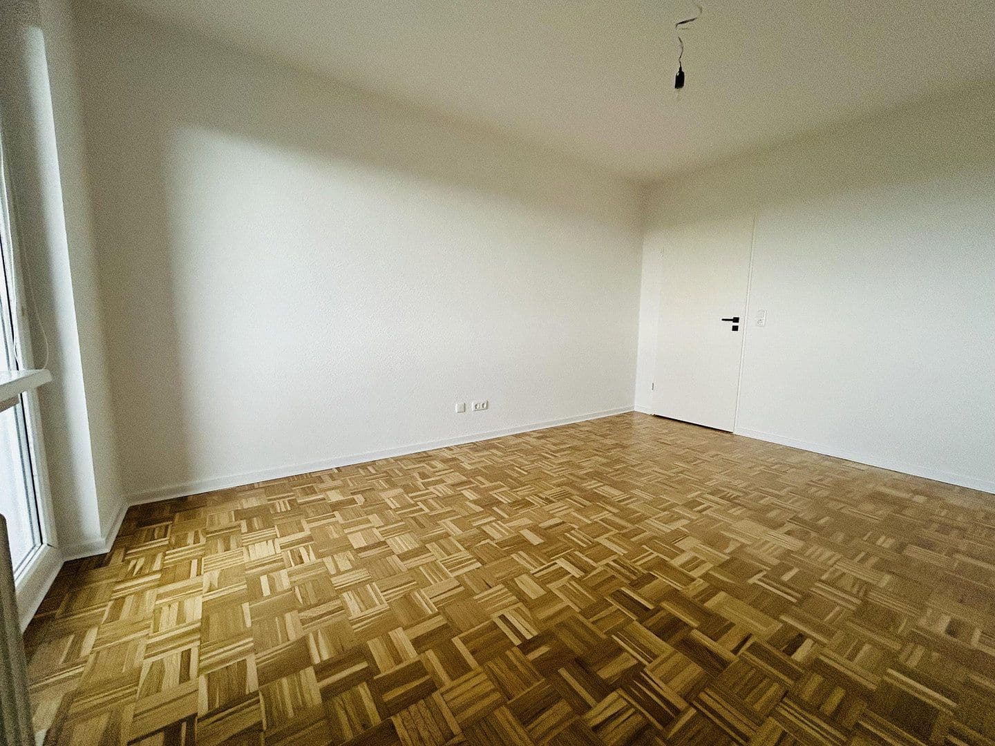 Prenájom bytu 3-izbový 79 m², Pattensen, Dolné Sasko Prenájom bytu 3-izbový 79 m², Pattensen, Dolné Sasko