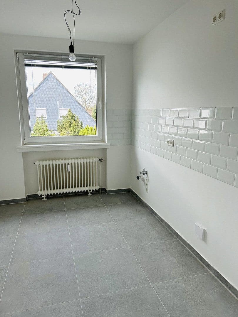 Prenájom bytu 3-izbový 79 m², Pattensen, Dolné Sasko Prenájom bytu 3-izbový 79 m², Pattensen, Dolné Sasko