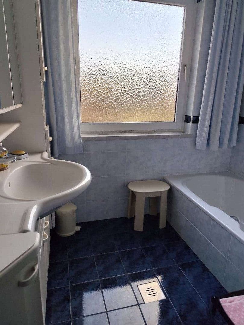 Predaj domu 140 m², pozemok 470 m², Neuteichstraße 23, Heidenreichstein, Dolné Rakúsko Predaj domu 140 m², pozemok 470 m², Neuteichstraße 23, Heidenreichstein, Dolné Rakúsko