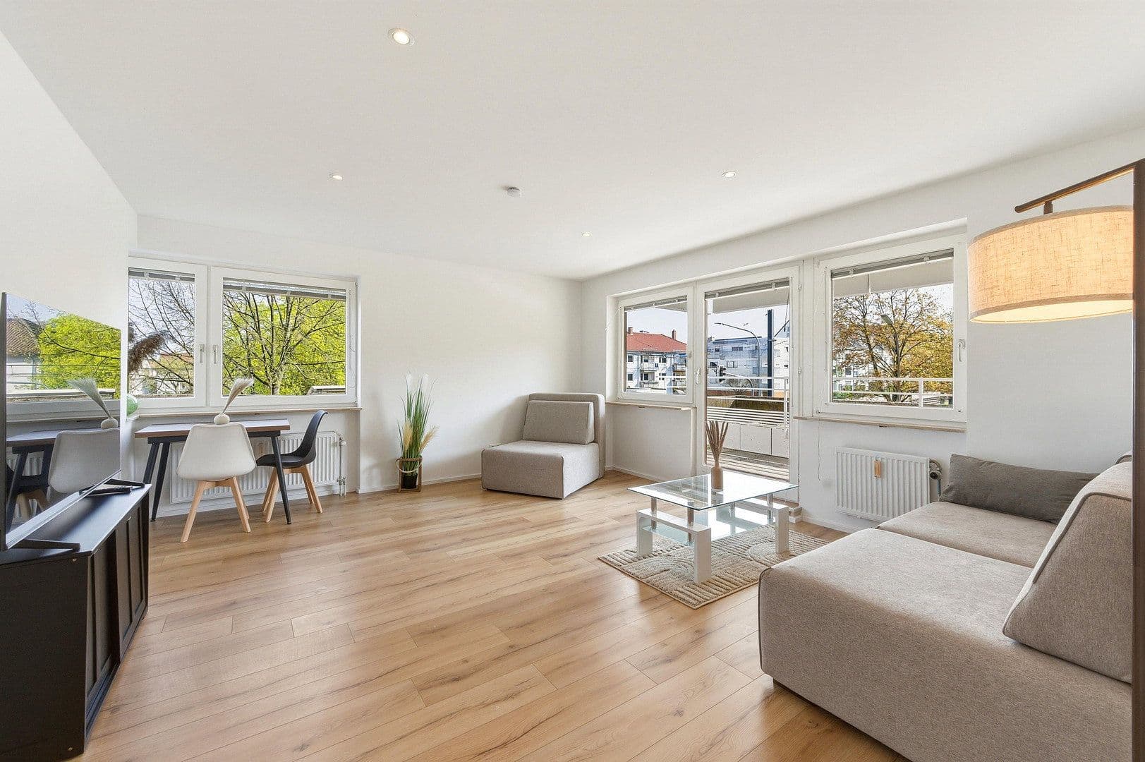 Prenájom bytu 5-izbový 118 m², Moltkestraße 54, Heilbronn, Bádensko-Wurttembersko Prenájom bytu 5-izbový 118 m², Moltkestraße 54, Heilbronn, Bádensko-Wurttembersko