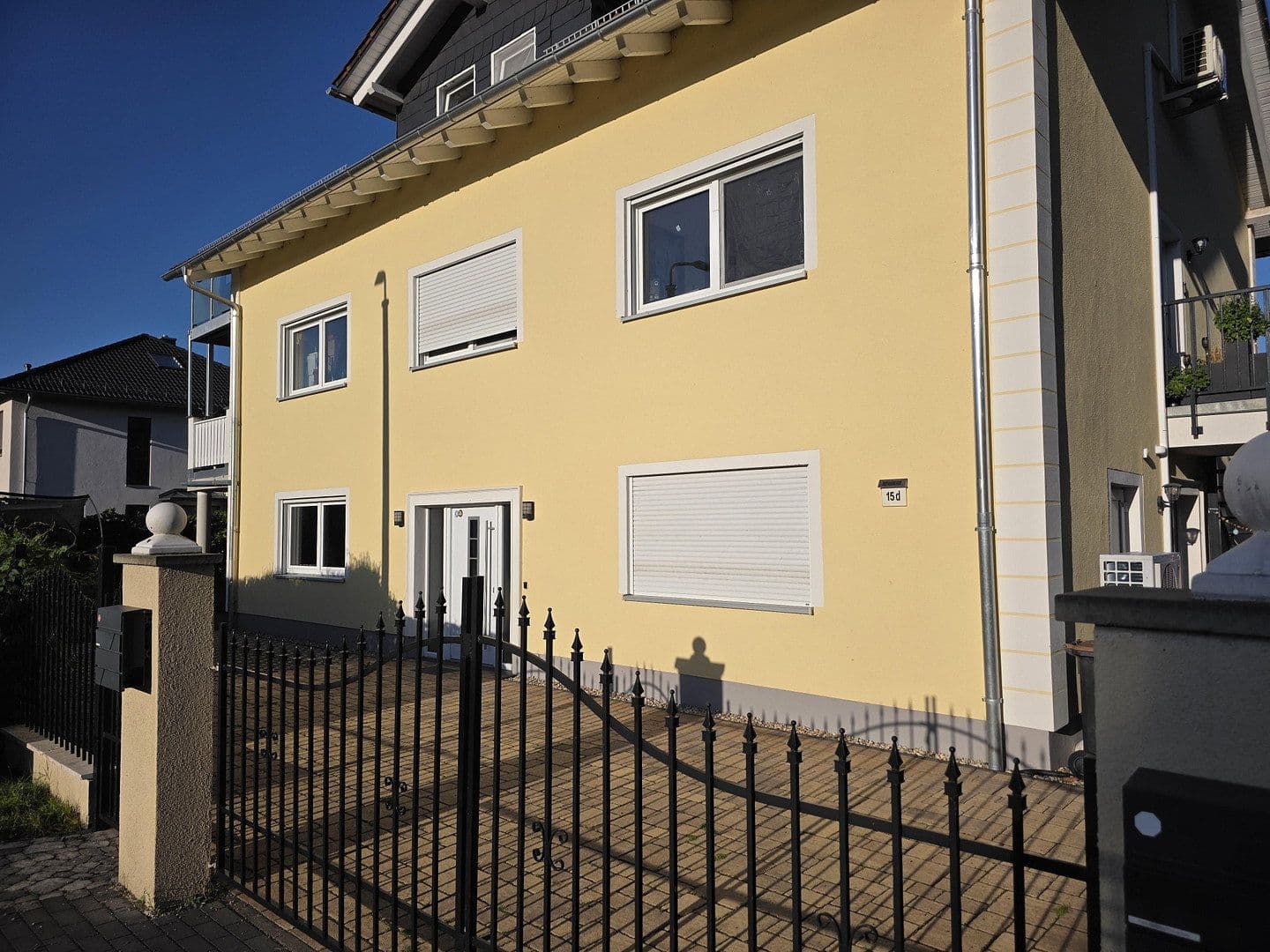 Prenájom bytu 4-izbový 132 m², Leipzig, Sasko Prenájom bytu 4-izbový 132 m², Leipzig, Sasko