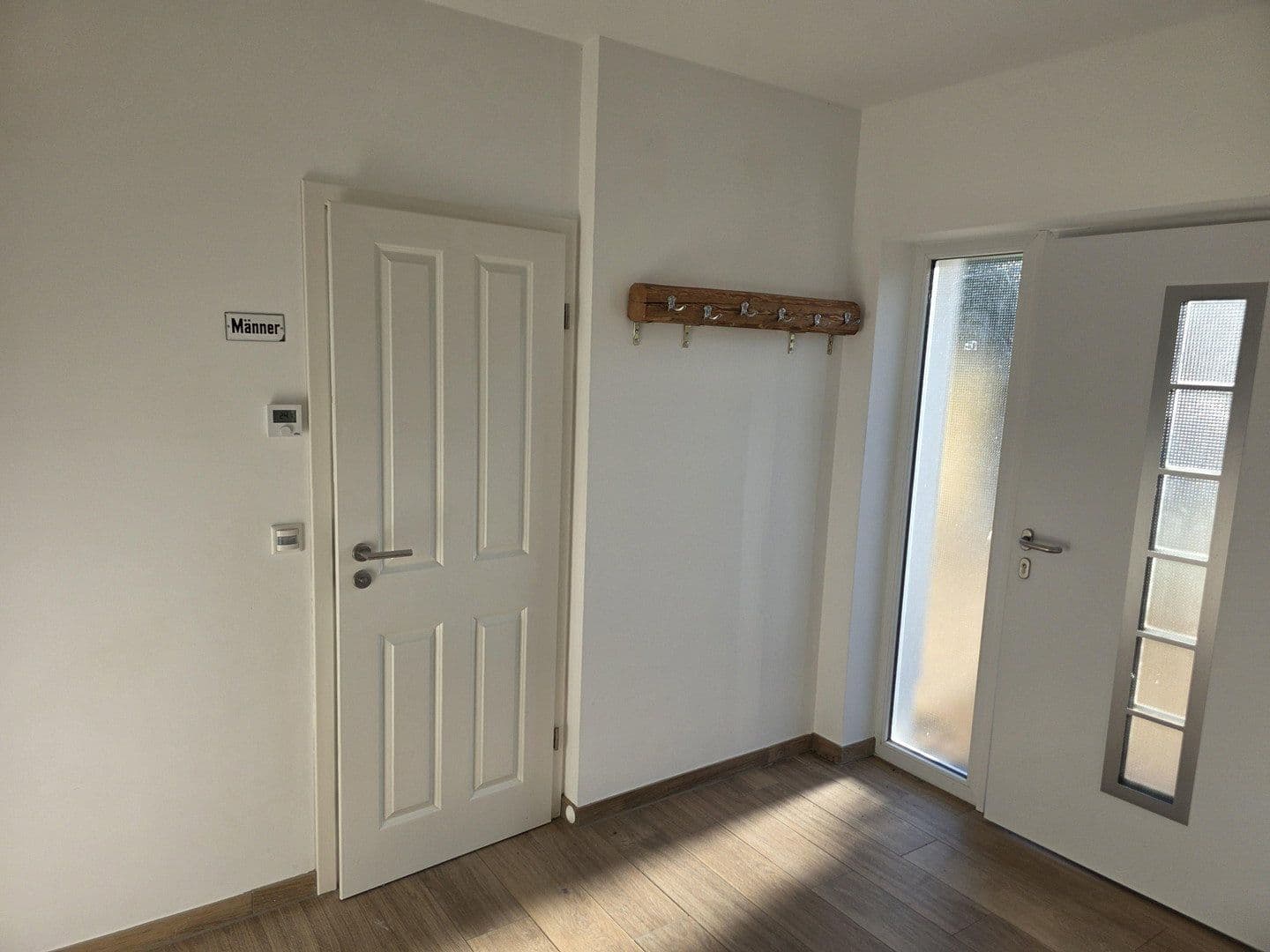 Prenájom bytu 4-izbový 132 m², Leipzig, Sasko Prenájom bytu 4-izbový 132 m², Leipzig, Sasko