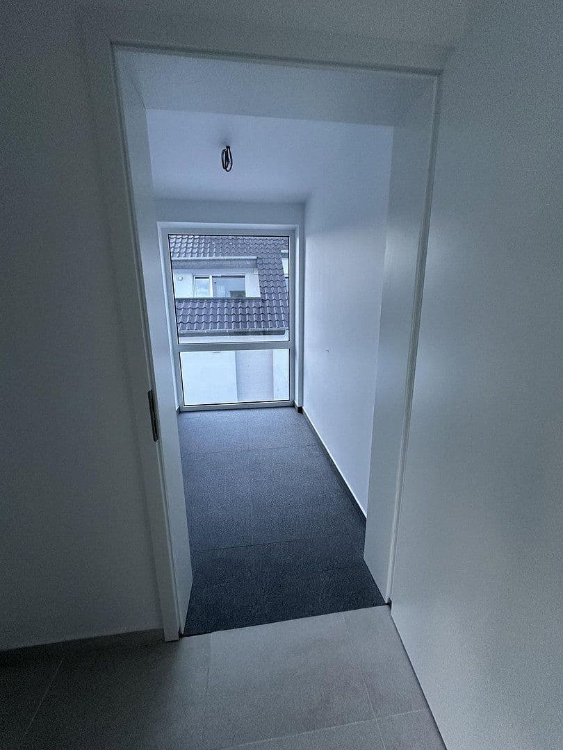 Prenájom bytu 3-izbový 65 m², Hundert-Morgen-Str. 2B, Kelsterbach, Hesensko Prenájom bytu 3-izbový 65 m², Hundert-Morgen-Str. 2B, Kelsterbach, Hesensko