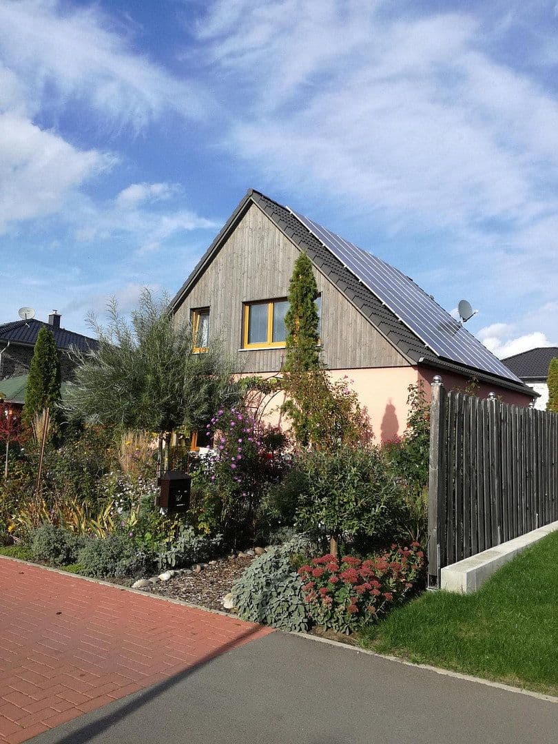 Predaj domu 140 m², pozemok 618 m², Lemwerder, Dolné Sasko Predaj domu 140 m², pozemok 618 m², Lemwerder, Dolné Sasko