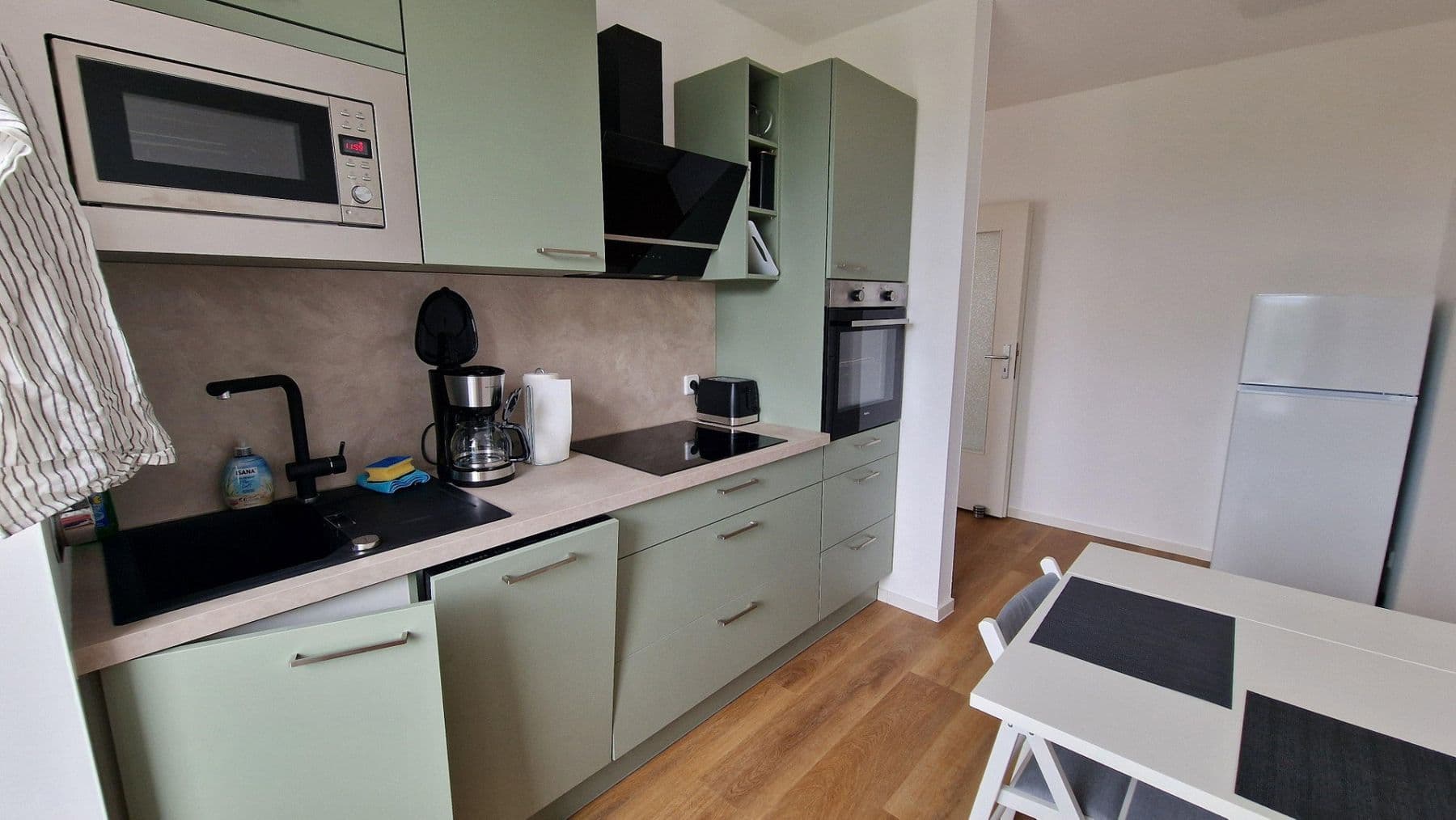 Predaj bytu 3-izbový 60 m², Creuziger Str. 18, Leipzig, Sasko Predaj bytu 3-izbový 60 m², Creuziger Str. 18, Leipzig, Sasko