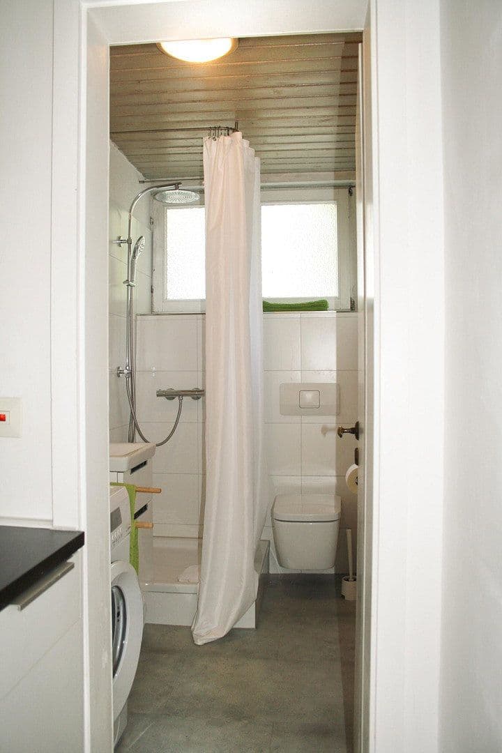 Prenájom bytu 2-izbový 42 m², Weissach, Bádensko-Wurttembersko Prenájom bytu 2-izbový 42 m², Weissach, Bádensko-Wurttembersko