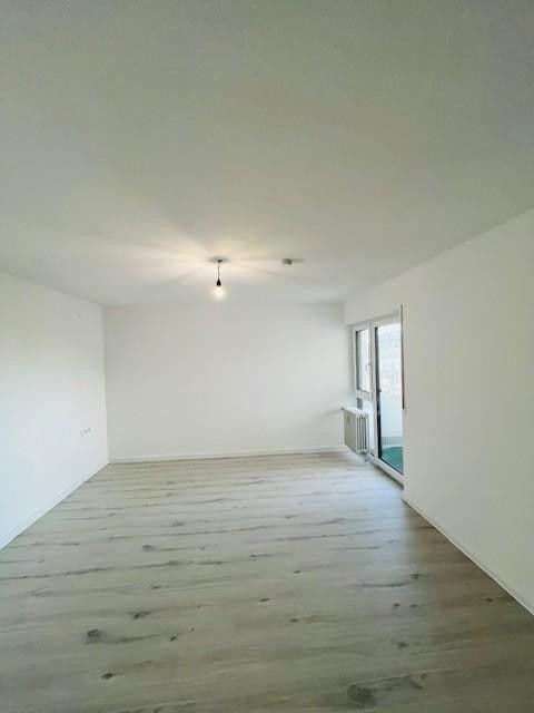 Predaj bytu 3-izbový 108 m², Laichingen, Bádensko-Wurttembersko Predaj bytu 3-izbový 108 m², Laichingen, Bádensko-Wurttembersko