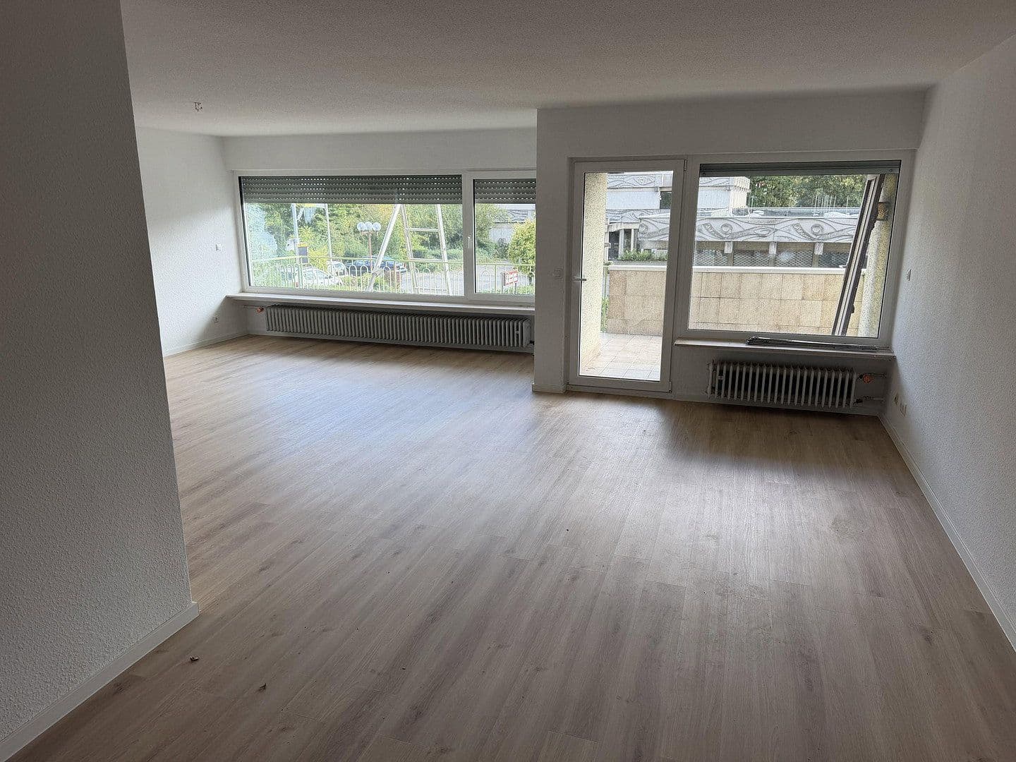 Prenájom bytu 4-izbový 101 m², Vallendar, Porýnie-Falcko Prenájom bytu 4-izbový 101 m², Vallendar, Porýnie-Falcko