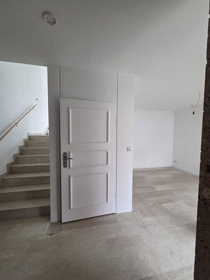 Predaj domu 125 m², pozemok 189 m², Augsburg, Bavorsko Predaj domu 125 m², pozemok 189 m², Augsburg, Bavorsko