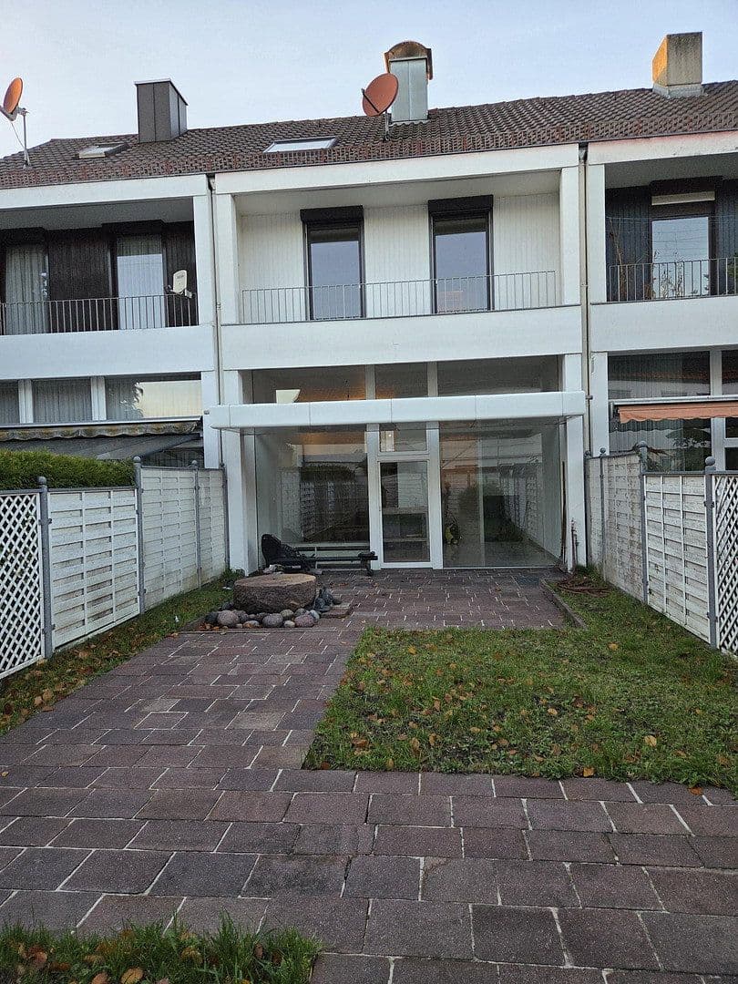 Predaj domu 125 m², pozemok 189 m², Augsburg, Bavorsko Predaj domu 125 m², pozemok 189 m², Augsburg, Bavorsko