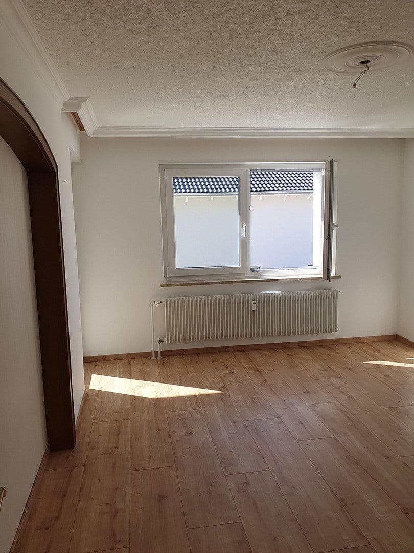 Prenájom bytu 3-izbový 89 m², Grasmückenweg 4, Augsburg, Bavorsko Prenájom bytu 3-izbový 89 m², Grasmückenweg 4, Augsburg, Bavorsko