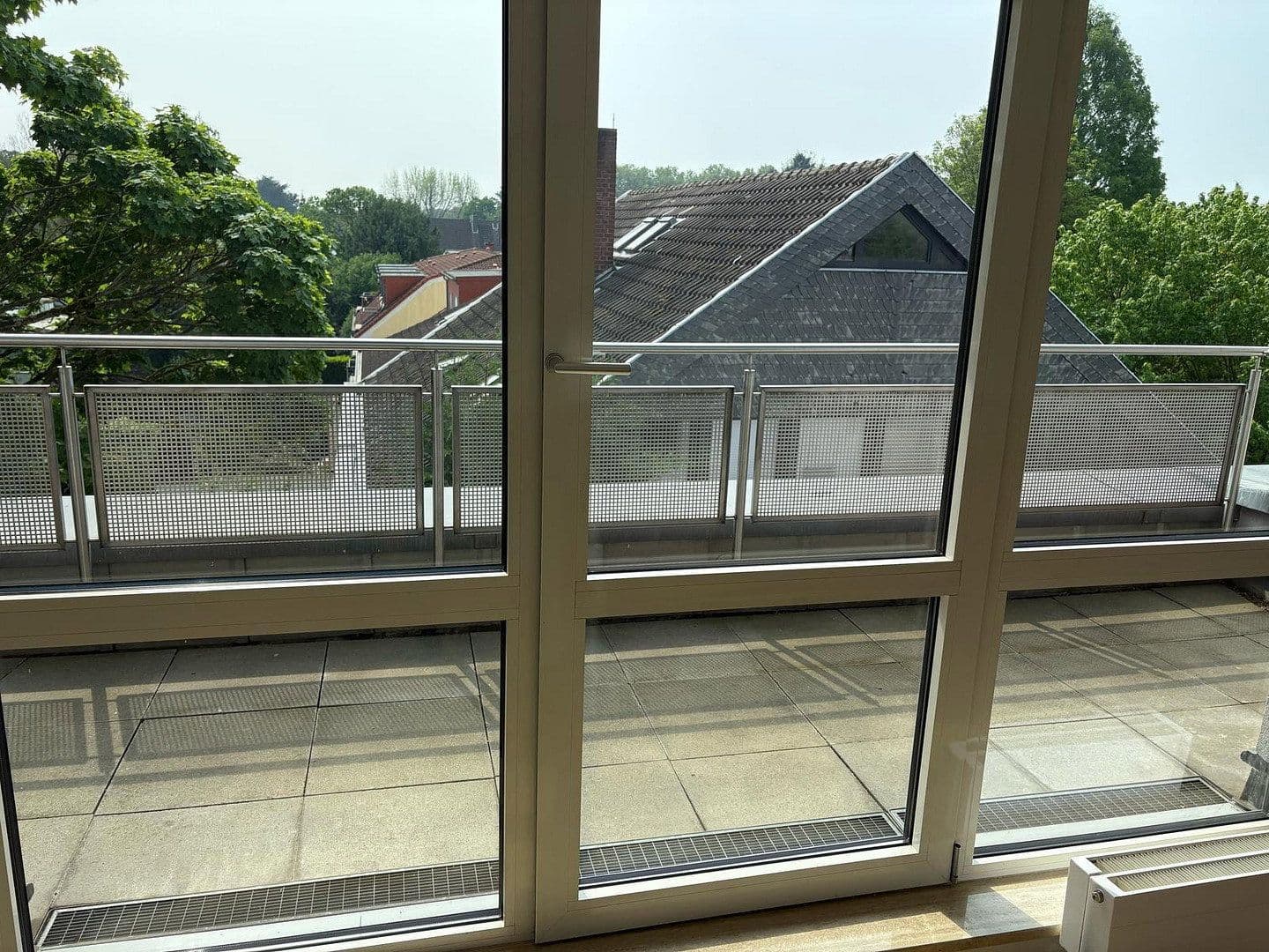 Prenájom bytu 2-izbový 80 m², Köln, Severné Porýnie - Westfálsko Prenájom bytu 2-izbový 80 m², Köln, Severné Porýnie - Westfálsko