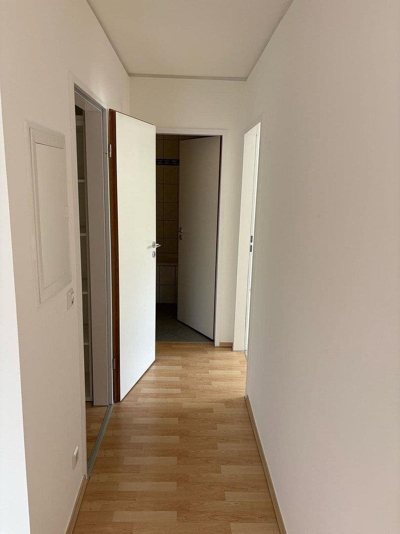 Prenájom bytu 2-izbový 80 m², Köln, Severné Porýnie - Westfálsko Prenájom bytu 2-izbový 80 m², Köln, Severné Porýnie - Westfálsko