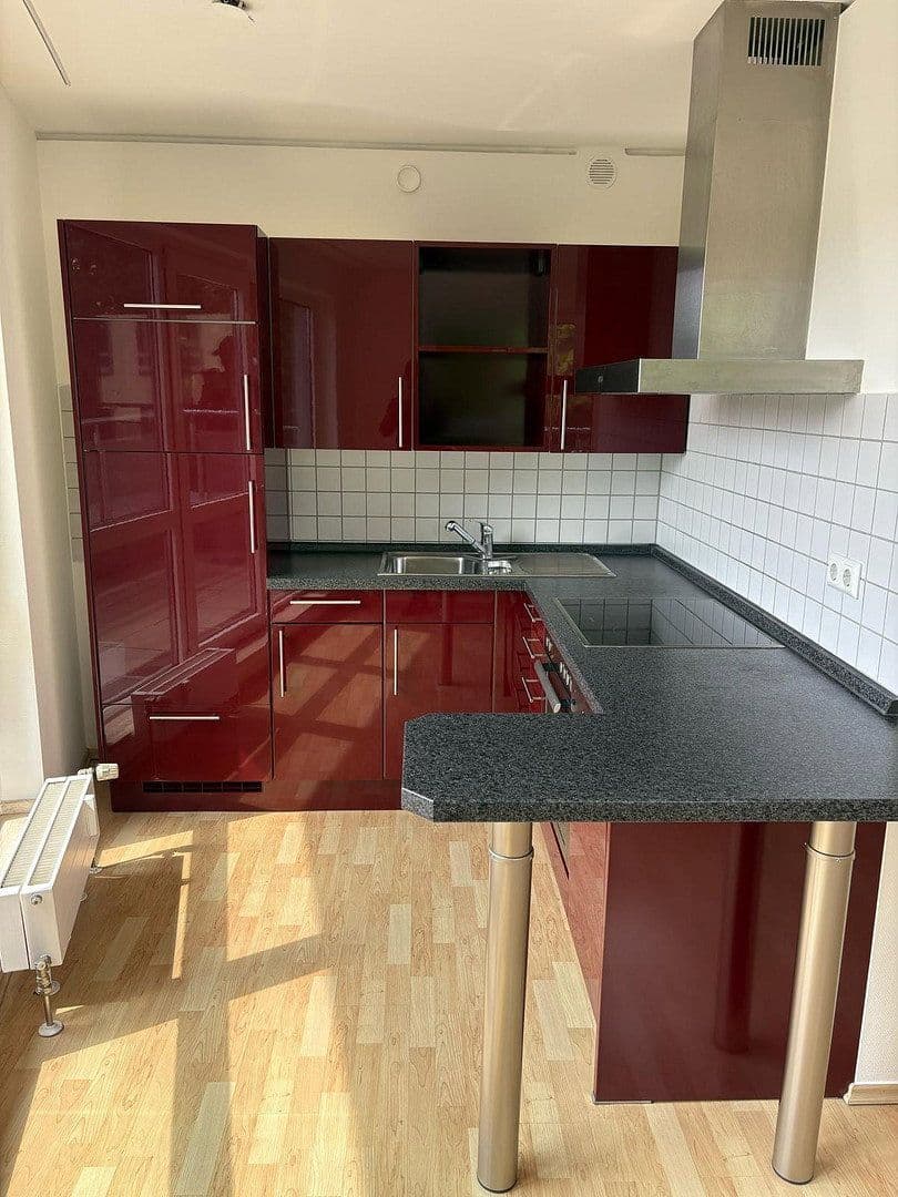 Prenájom bytu 2-izbový 80 m², Köln, Severné Porýnie - Westfálsko Prenájom bytu 2-izbový 80 m², Köln, Severné Porýnie - Westfálsko