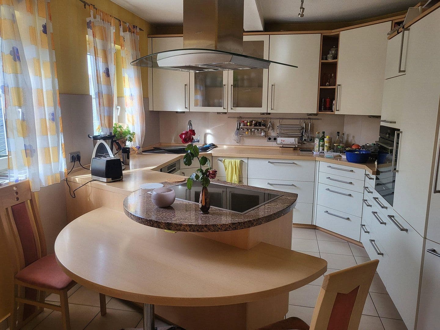 Predaj domu 159 m², pozemok 523 m², Hasselroth, Hesensko Predaj domu 159 m², pozemok 523 m², Hasselroth, Hesensko