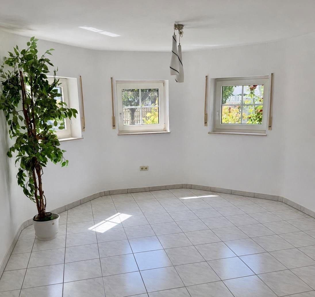 Predaj domu 159 m², pozemok 523 m², Hasselroth, Hesensko Predaj domu 159 m², pozemok 523 m², Hasselroth, Hesensko