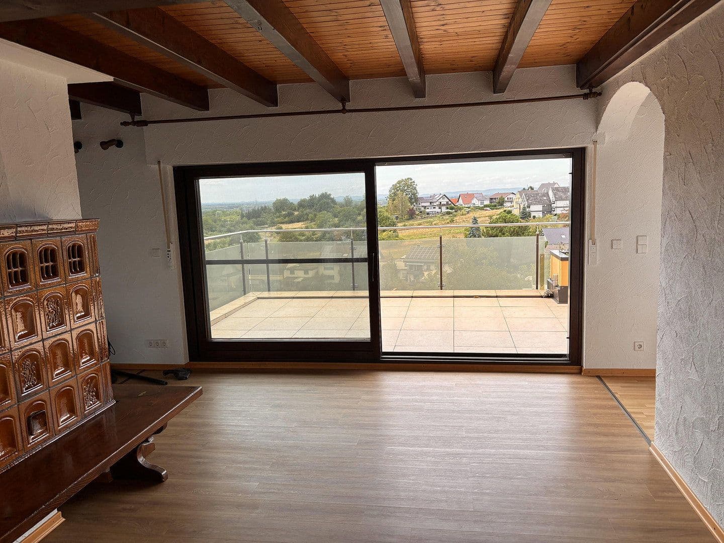 Prenájom bytu 5-izbový 196 m², Baden-Baden, Bádensko-Wurttembersko Prenájom bytu 5-izbový 196 m², Baden-Baden, Bádensko-Wurttembersko