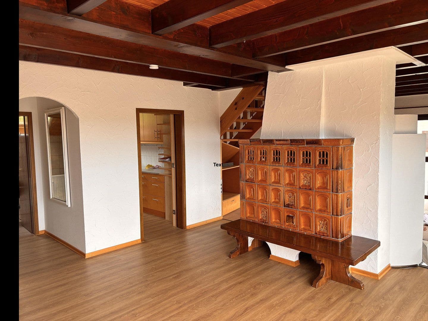 Prenájom bytu 5-izbový 196 m², Baden-Baden, Bádensko-Wurttembersko Prenájom bytu 5-izbový 196 m², Baden-Baden, Bádensko-Wurttembersko
