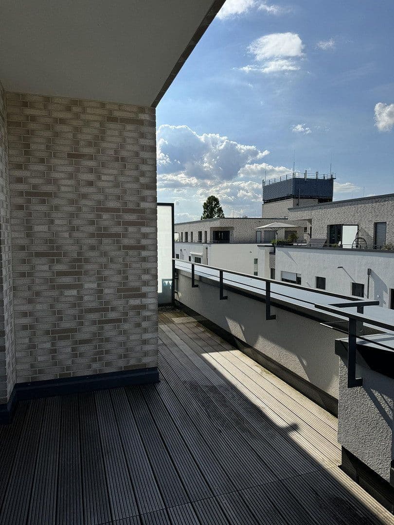 Prenájom bytu 2-izbový 76 m², Köln, Severné Porýnie - Westfálsko Prenájom bytu 2-izbový 76 m², Köln, Severné Porýnie - Westfálsko