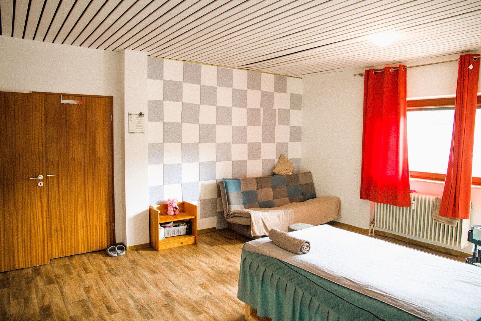 Prenájom kancelárie 160 m², Hauptstr. 17, Titisee-Neustadt, Bádensko-Wurttembersko Prenájom kancelárie 160 m², Hauptstr. 17, Titisee-Neustadt, Bádensko-Wurttembersko