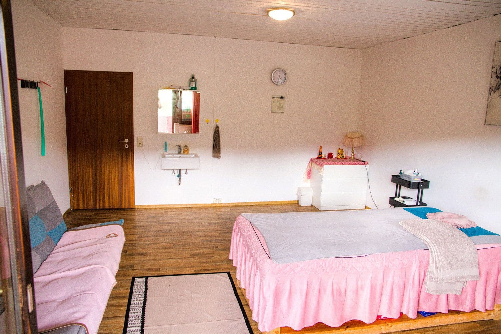 Prenájom kancelárie 160 m², Hauptstr. 17, Titisee-Neustadt, Bádensko-Wurttembersko Prenájom kancelárie 160 m², Hauptstr. 17, Titisee-Neustadt, Bádensko-Wurttembersko