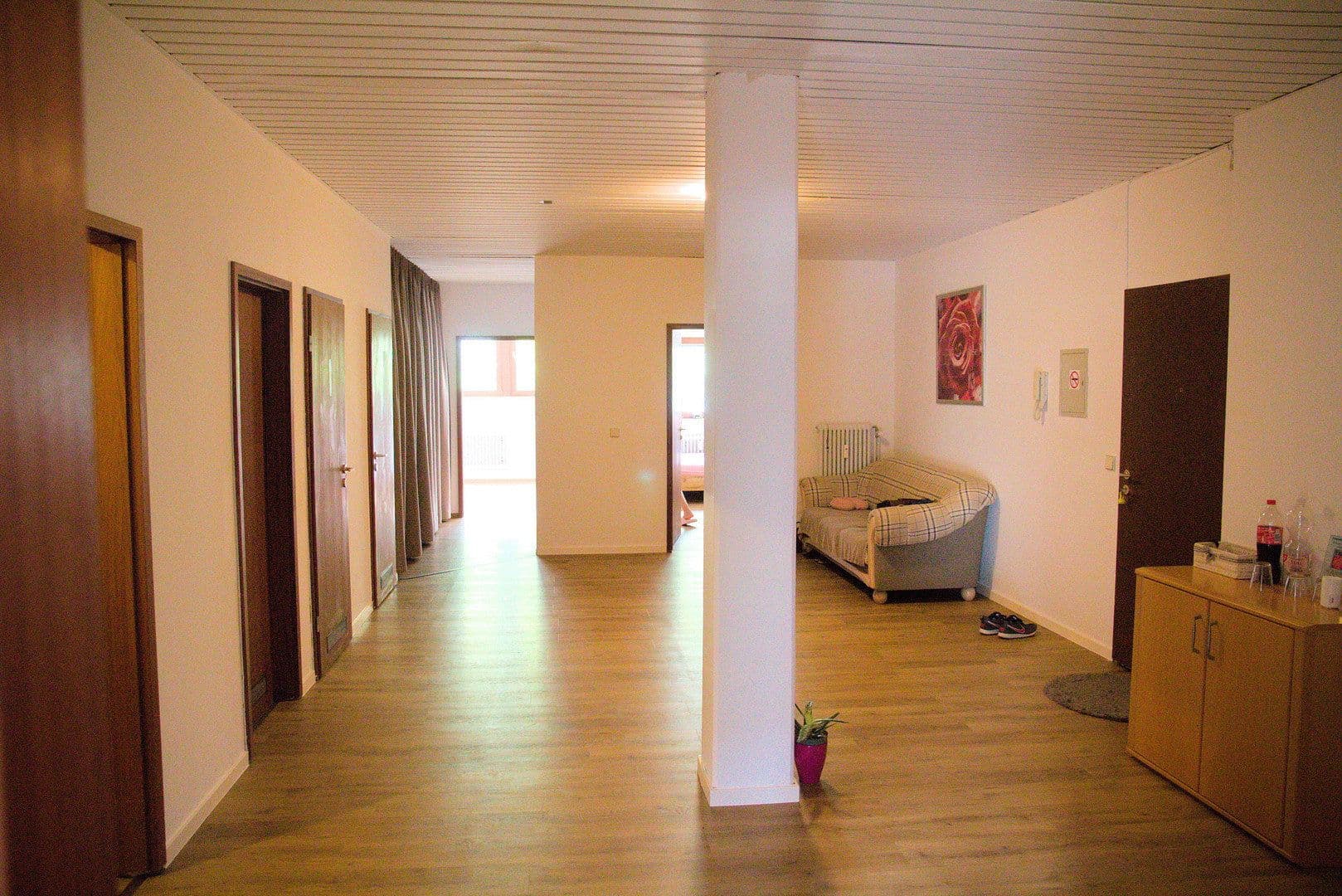 Prenájom kancelárie 160 m², Hauptstr. 17, Titisee-Neustadt, Bádensko-Wurttembersko Prenájom kancelárie 160 m², Hauptstr. 17, Titisee-Neustadt, Bádensko-Wurttembersko