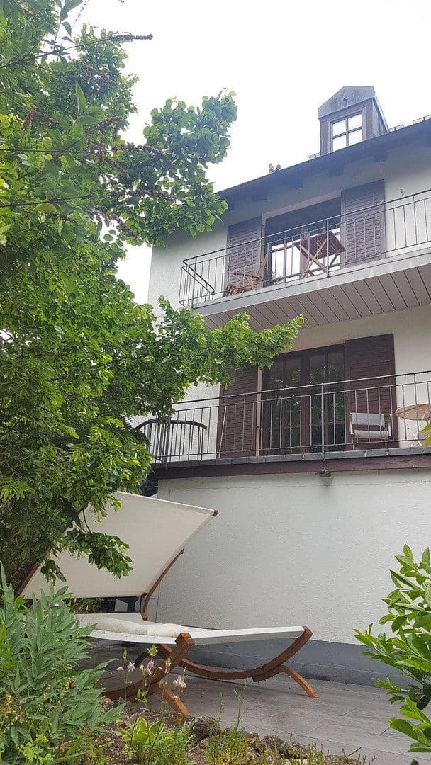 Prenájom bytu 2-izbový 50 m², Alter Moniberg, Landshut, Bavorsko Prenájom bytu 2-izbový 50 m², Alter Moniberg, Landshut, Bavorsko