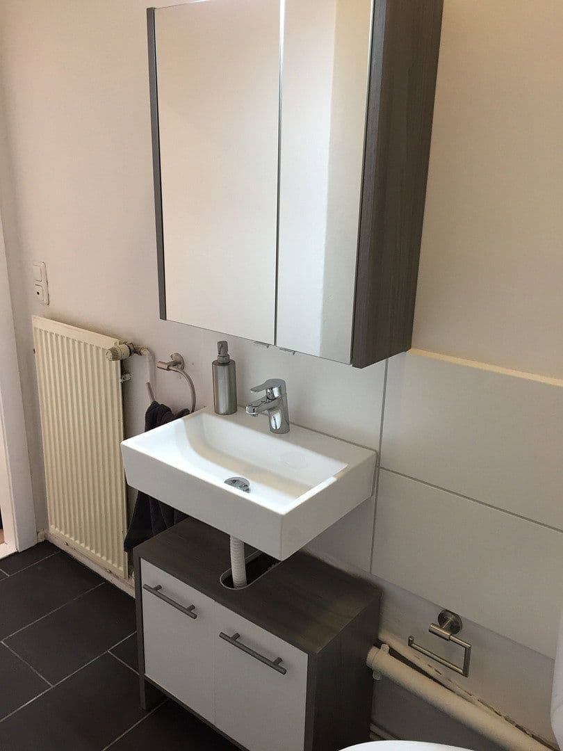 Prenájom bytu 1-izbový 40 m², Braunschweig, Dolné Sasko Prenájom bytu 1-izbový 40 m², Braunschweig, Dolné Sasko