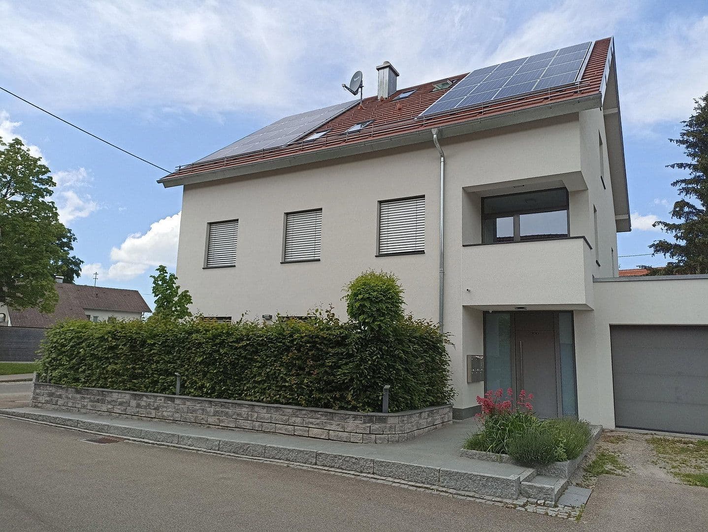 Prenájom bytu 4-izbový 130 m², Allgäuer Straße 8, Wolfertschwenden, Bavorsko Prenájom bytu 4-izbový 130 m², Allgäuer Straße 8, Wolfertschwenden, Bavorsko