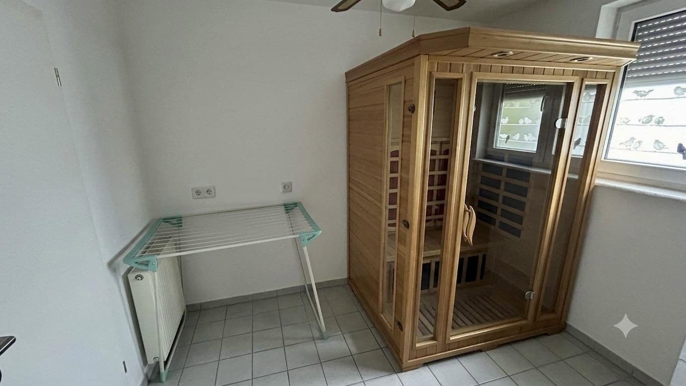 Prenájom bytu 6-izbový 146 m², Nürtingen, Bádensko-Wurttembersko Prenájom bytu 6-izbový 146 m², Nürtingen, Bádensko-Wurttembersko