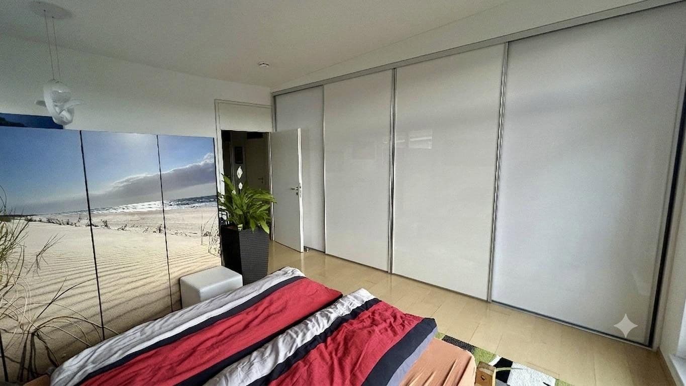 Prenájom bytu 6-izbový 146 m², Nürtingen, Bádensko-Wurttembersko Prenájom bytu 6-izbový 146 m², Nürtingen, Bádensko-Wurttembersko