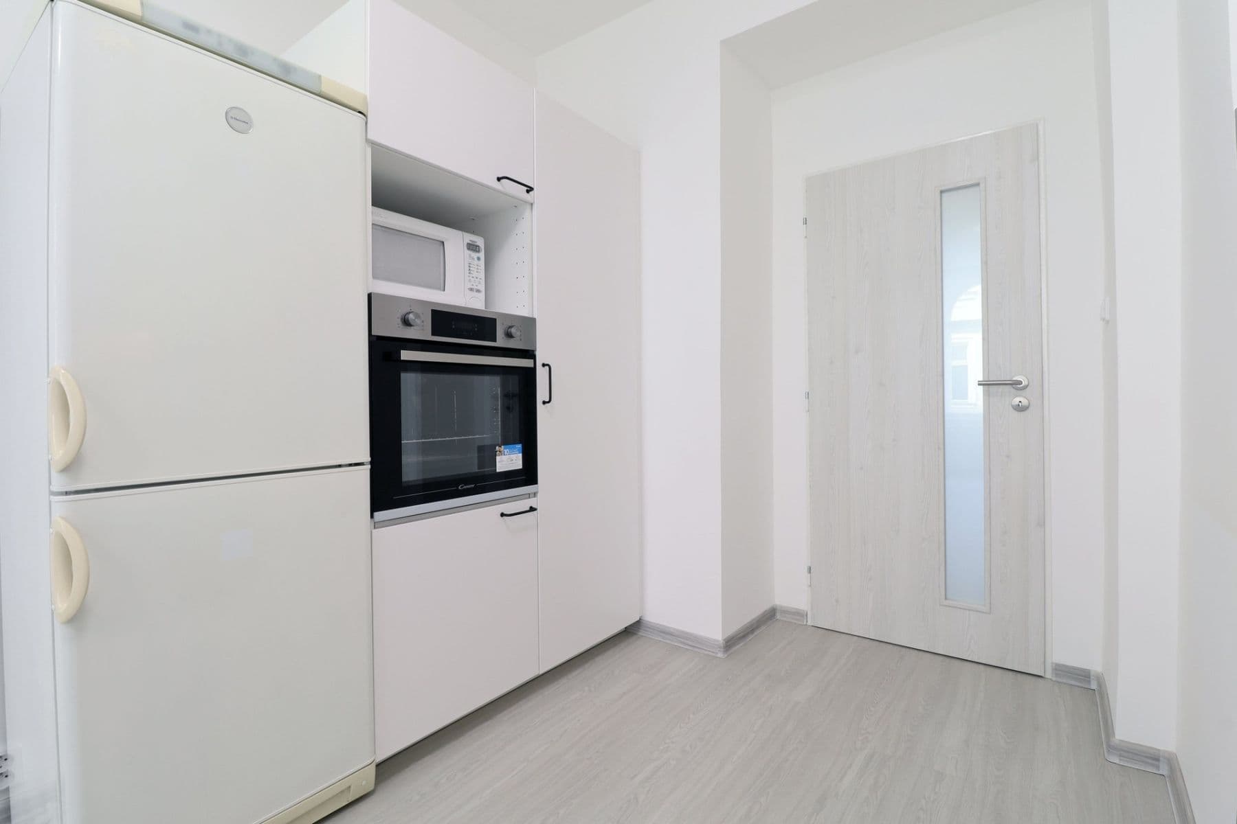 Prenájom bytu 3-izbový 72 m², Havanská, Praha, Praha Prenájom bytu 3-izbový 72 m², Havanská, Praha, Praha
