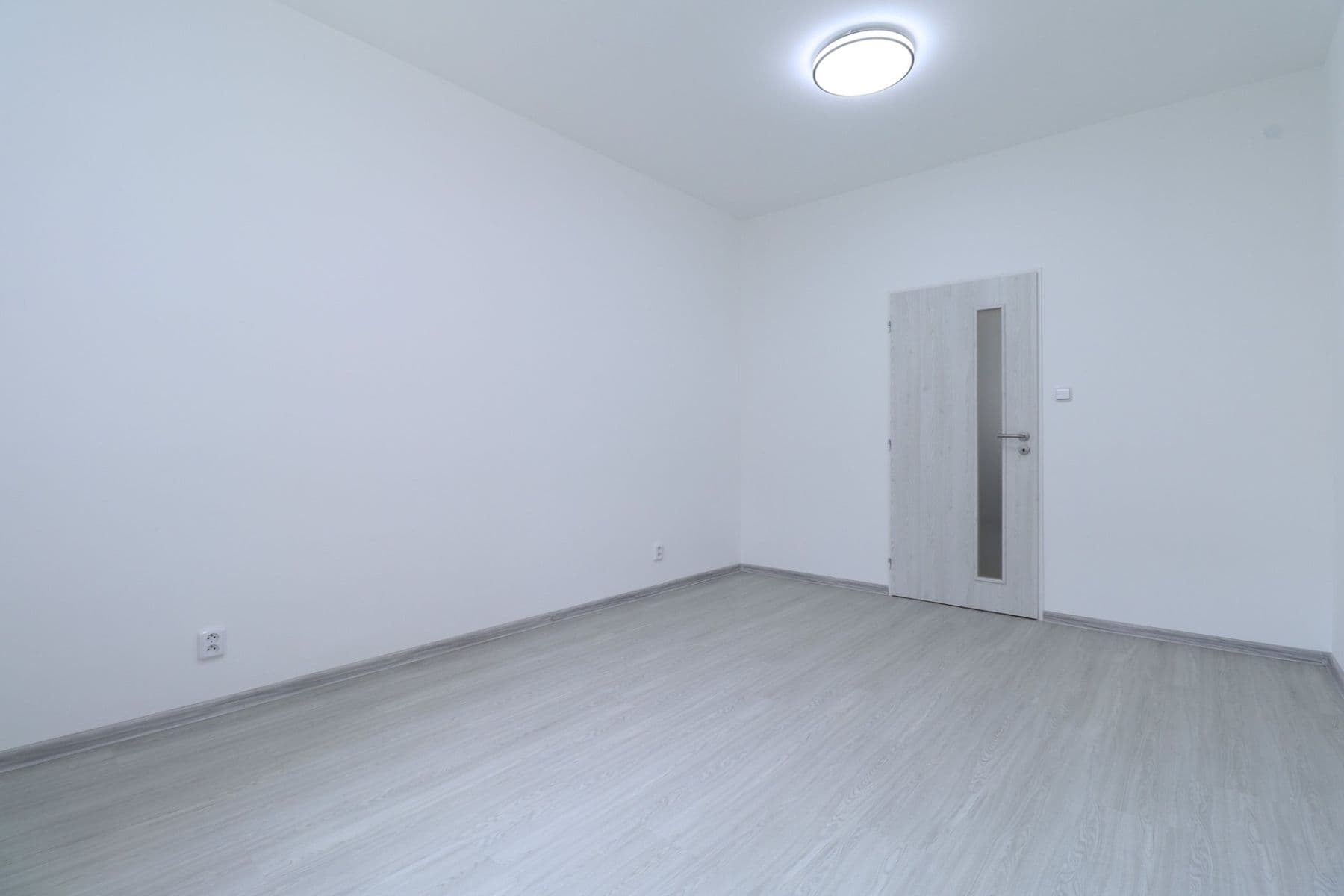 Prenájom bytu 3-izbový 72 m², Havanská, Praha, Praha Prenájom bytu 3-izbový 72 m², Havanská, Praha, Praha