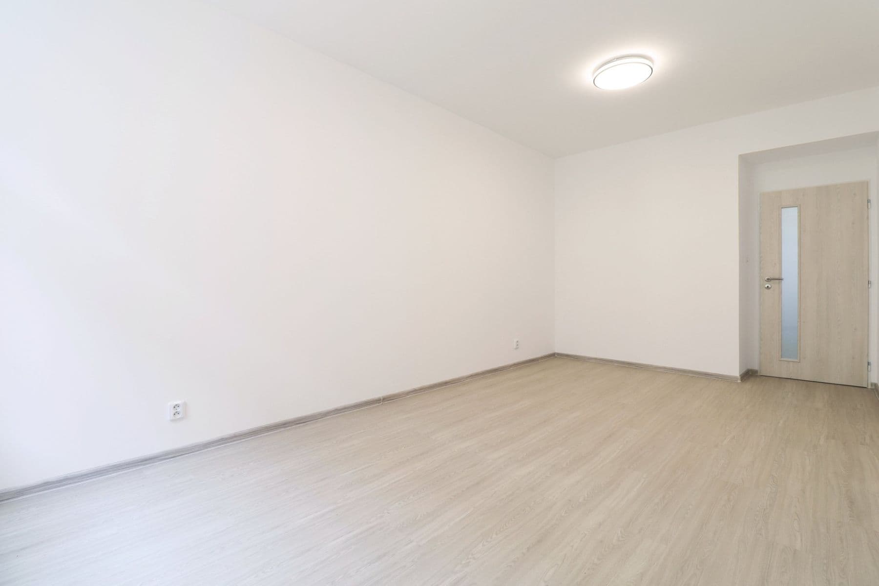 Prenájom bytu 3-izbový 72 m², Havanská, Praha, Praha Prenájom bytu 3-izbový 72 m², Havanská, Praha, Praha