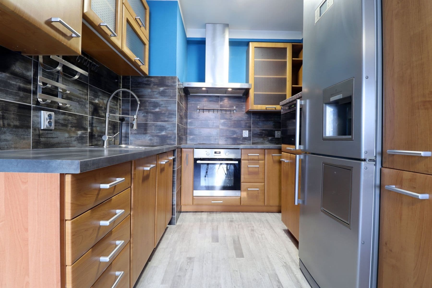 Prenájom bytu 2-izbový 48 m², Jablonecká, Praha, Praha Prenájom bytu 2-izbový 48 m², Jablonecká, Praha, Praha