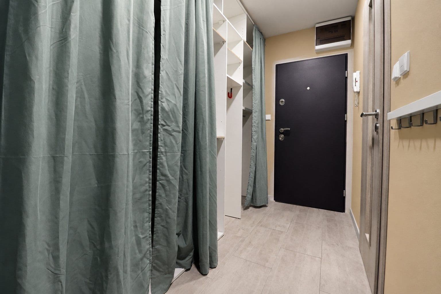 Prenájom bytu 2-izbový 48 m², Jablonecká, Praha, Praha Prenájom bytu 2-izbový 48 m², Jablonecká, Praha, Praha