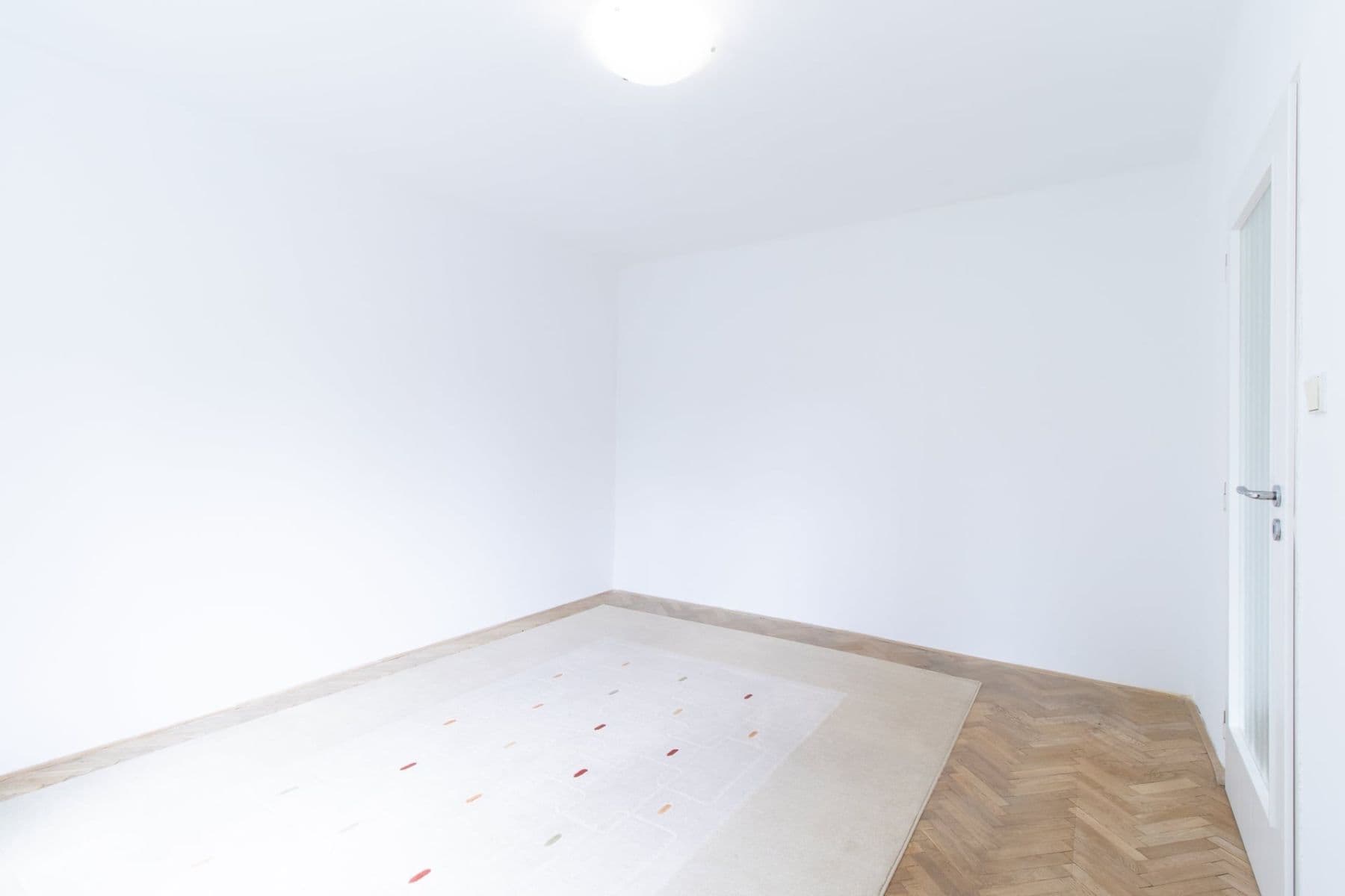Prenájom bytu 2-izbový 53 m², José Martího, Praha, Praha Prenájom bytu 2-izbový 53 m², José Martího, Praha, Praha