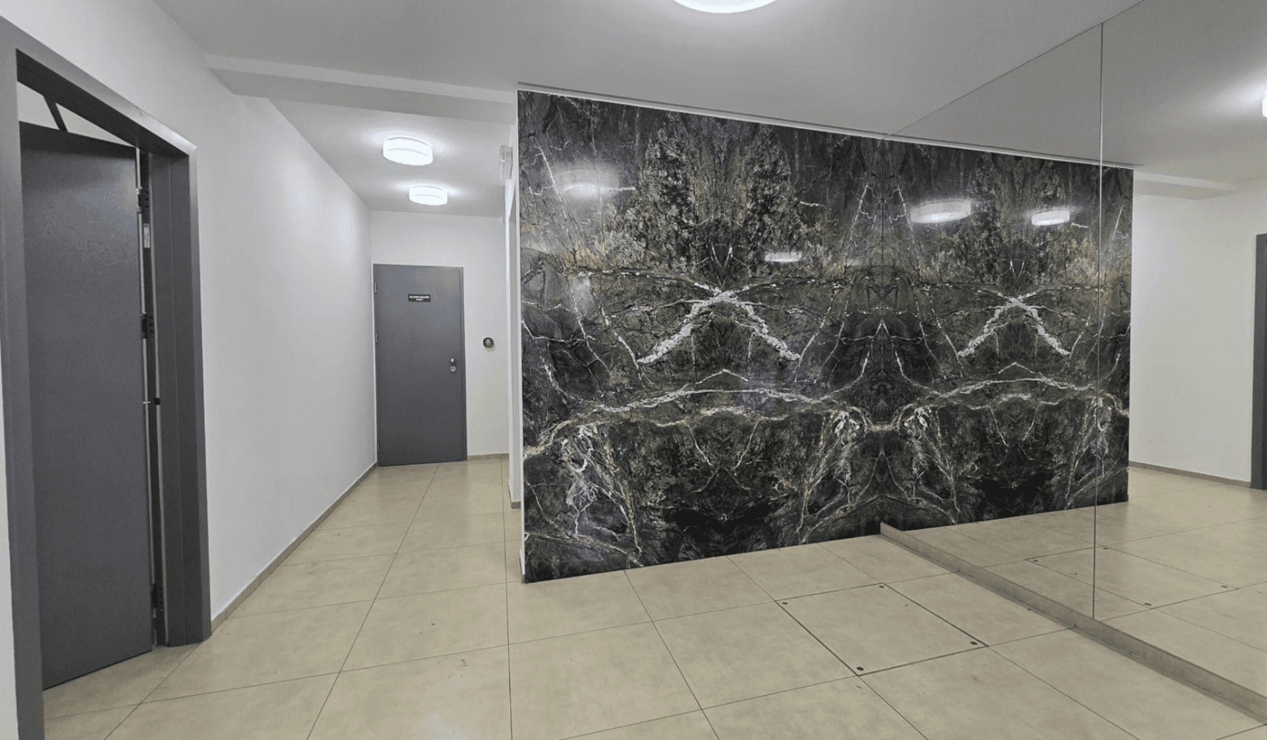 Prenájom bytu 4-izbový 90 m², Jinonická, Praha, Praha Prenájom bytu 4-izbový 90 m², Jinonická, Praha, Praha