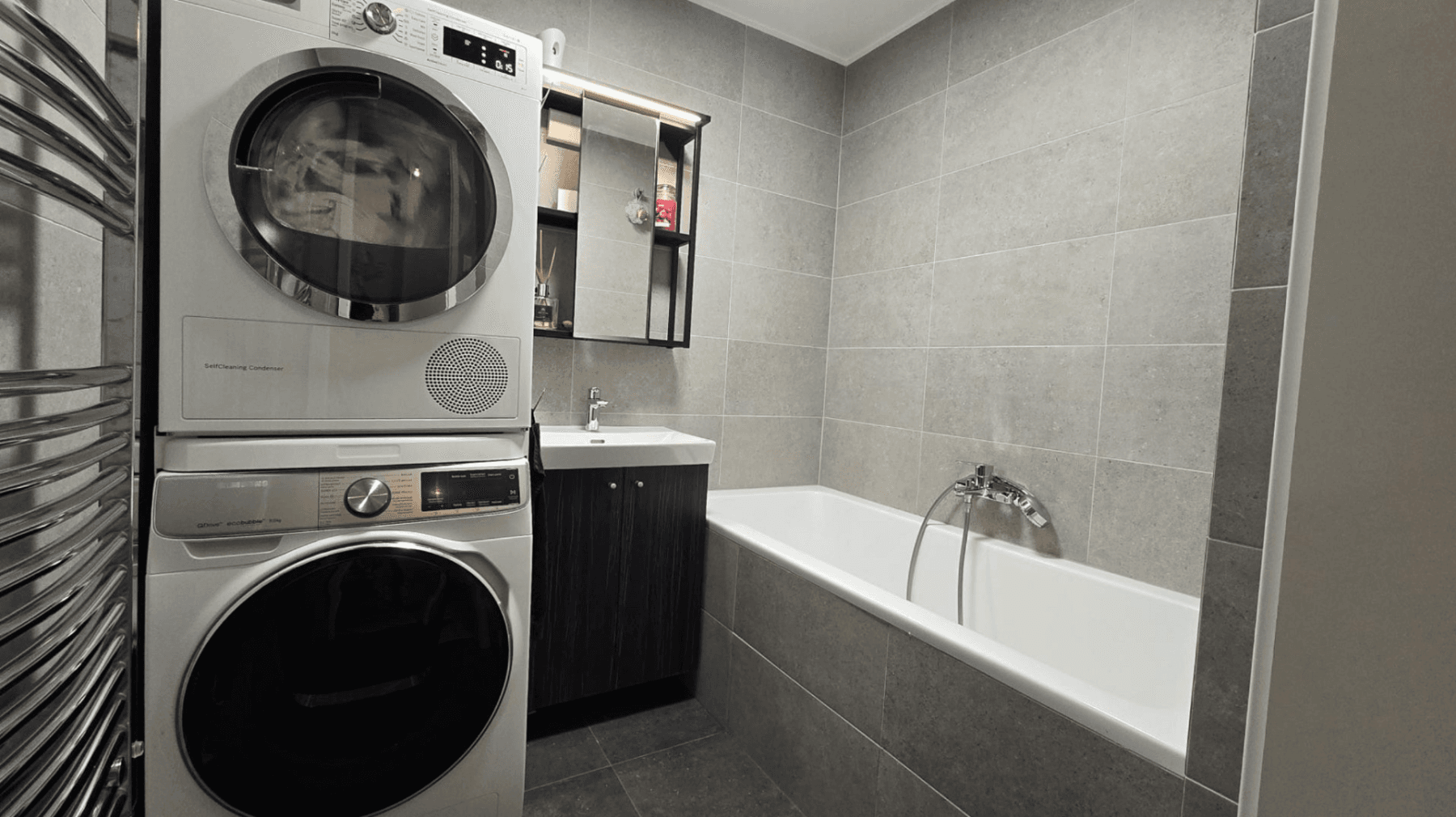 Prenájom bytu 4-izbový 90 m², Jinonická, Praha, Praha Prenájom bytu 4-izbový 90 m², Jinonická, Praha, Praha