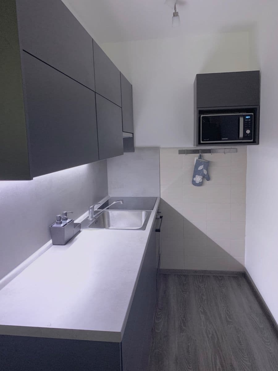 Prenájom bytu 2-izbový 50 m², Arbesova, Teplice, Ústecký kraj Prenájom bytu 2-izbový 50 m², Arbesova, Teplice, Ústecký kraj