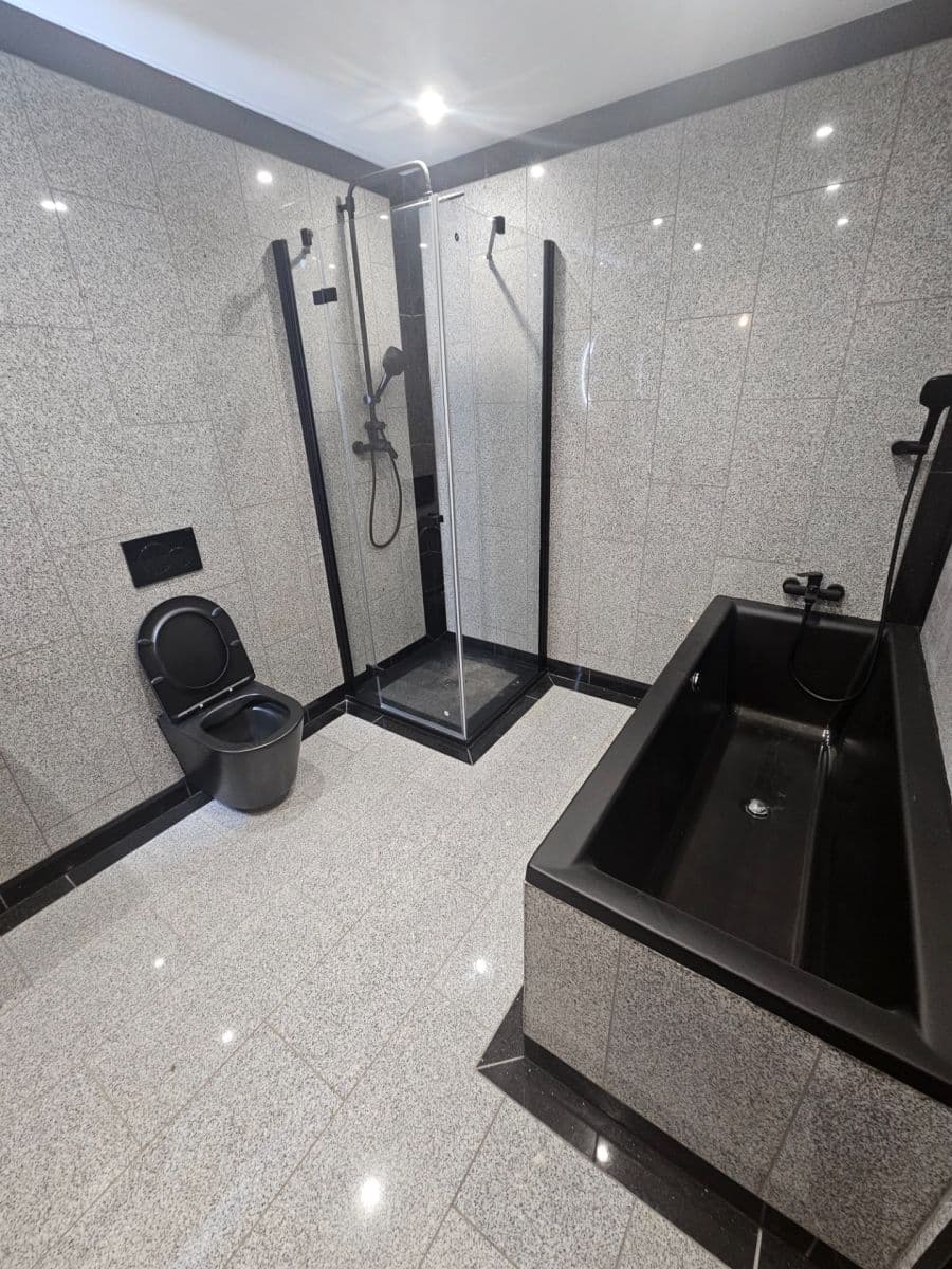 Prenájom bytu 72 m², Bělehradská, Ústí nad Labem, Ústecký kraj Prenájom bytu 72 m², Bělehradská, Ústí nad Labem, Ústecký kraj