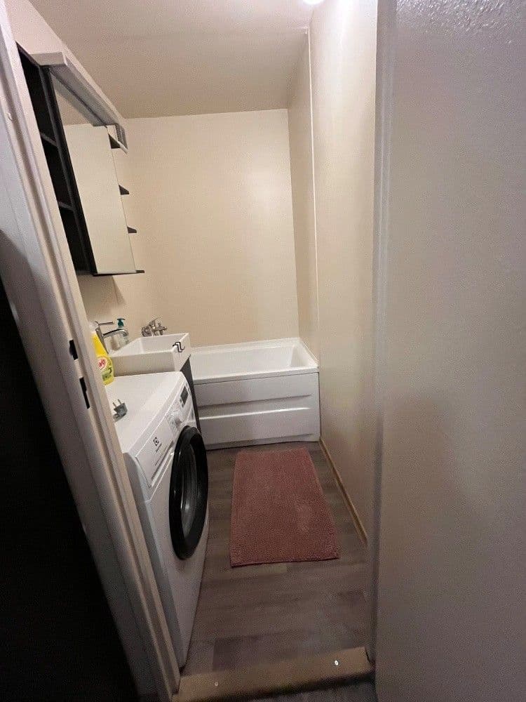 Prenájom bytu 1-izbový 29 m², Valentova, Praha, Praha Prenájom bytu 1-izbový 29 m², Valentova, Praha, Praha