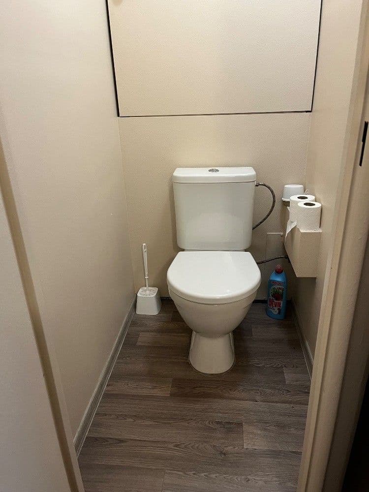Prenájom bytu 1-izbový 29 m², Valentova, Praha, Praha Prenájom bytu 1-izbový 29 m², Valentova, Praha, Praha